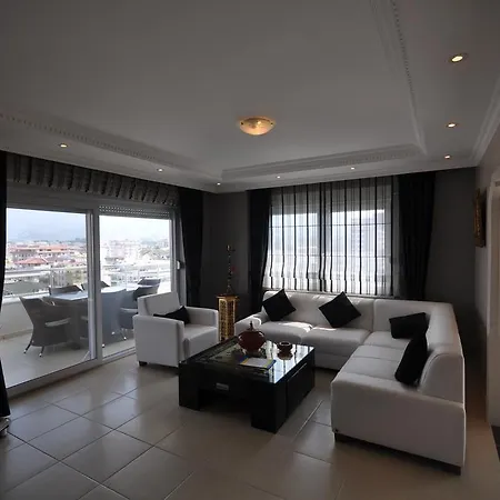 Europ Penthouse Apartmán
